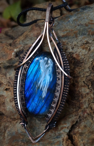 Nova Fire Jewellery Pendant - Bright Blue Labradorite Gemstone in Coiled Antiqued, Polished Pure Copper Wire - Handcrafted, Wire Wrapped Pendant