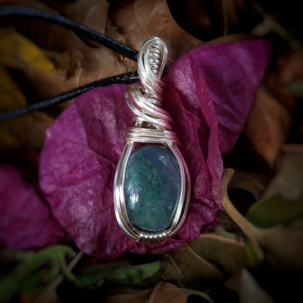 Nova Fire Jewellery Pendant - Forest Green Moss Agate Gemstone in Silver Plated Copper Wire - Handcrafted, Wire Wrapped Pendant