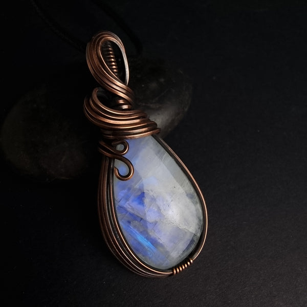 Nova Fire Jewellery Pendant - Rainbow Moonstone Gemstone in Antiqued, Polished Pure Copper Wire - Handcrafted, Wire Wrapped Pendant